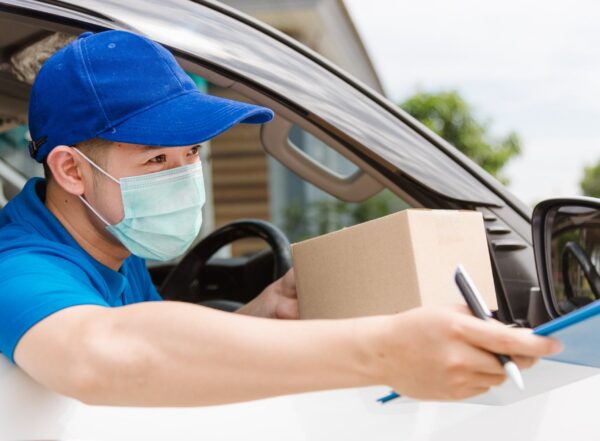 協助工友排難解困,傑出義工實至名歸